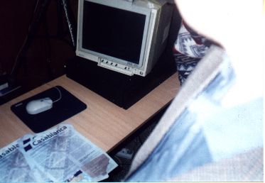 am2000_6.jpg (16158 bytes)