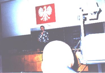 am2000_7.jpg (13420 bytes)